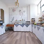 Готель Guci 3*