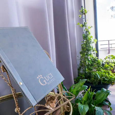 Guci מלון קונסטנצה