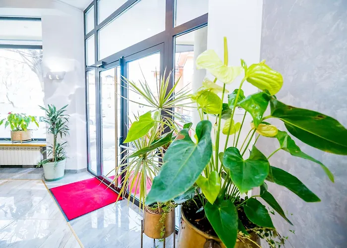 Guci Отель Констанца